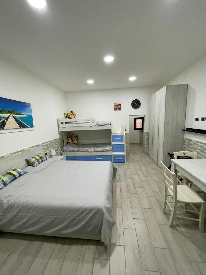 Casa Vacanze Luisa Наполи Екстериор снимка