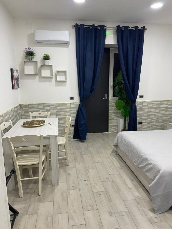 Casa Vacanze Luisa Наполи Екстериор снимка