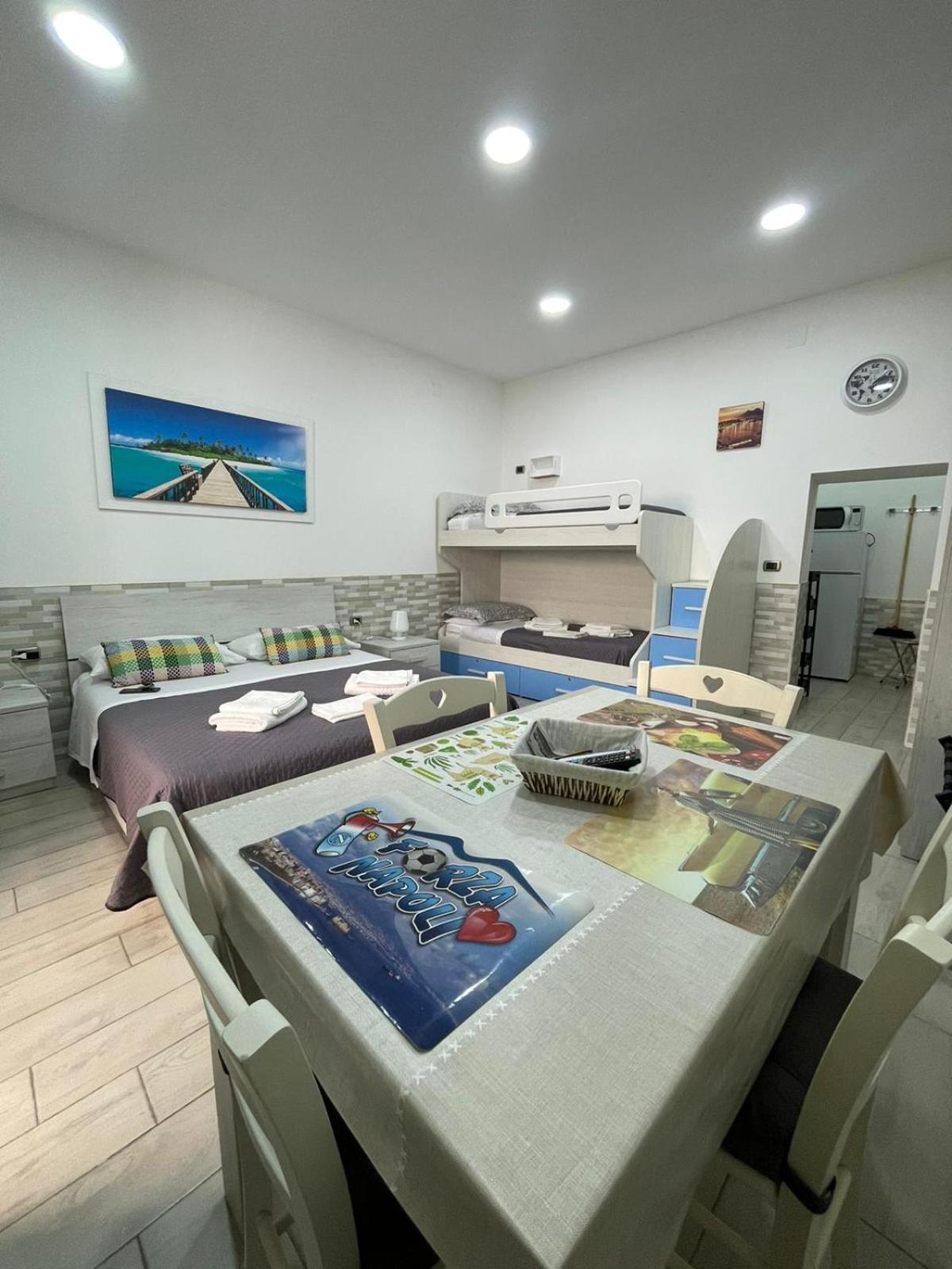 Casa Vacanze Luisa Наполи Екстериор снимка