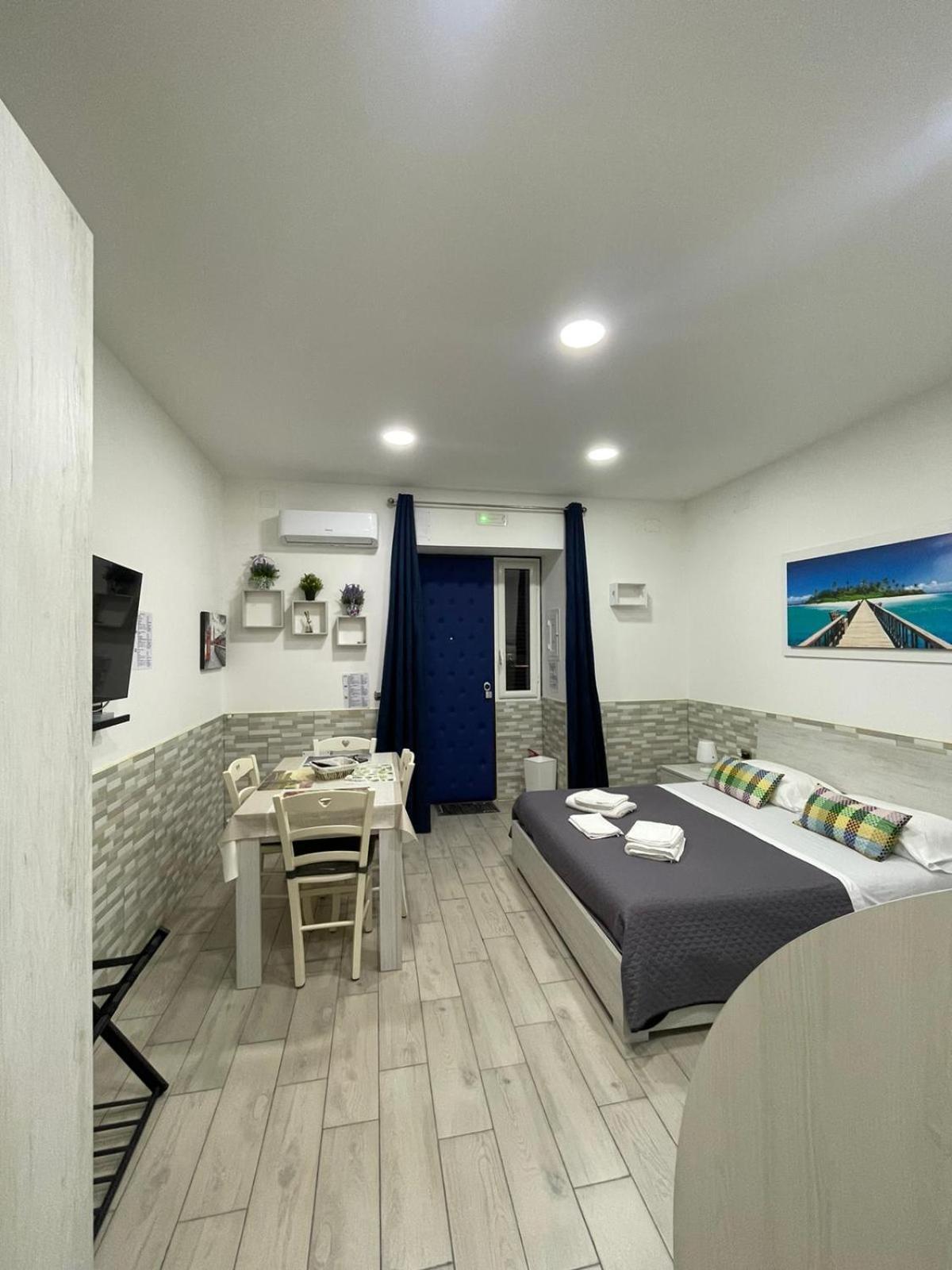 Casa Vacanze Luisa Наполи Екстериор снимка